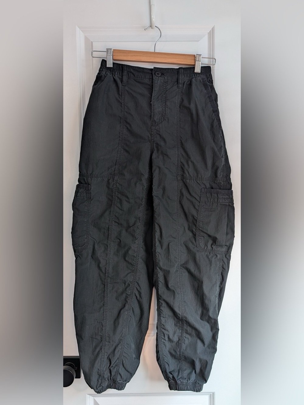 Aritzia TNA Women’s Explore Parachute Pant Black Size 2XS